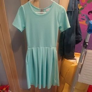 Lularoe Amelia